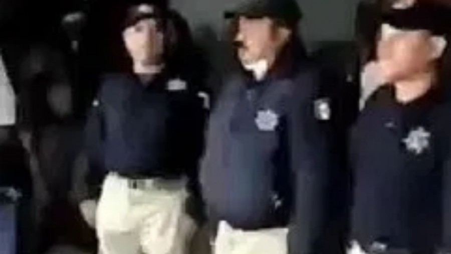 Por robo de combustible detienen a policías del EdoMex