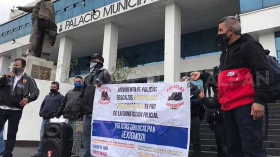 Policías de Naucalpan exigen mejores condiciones laborales