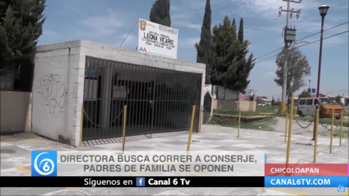 Directora busca correr a conserje, padres de familia se oponen