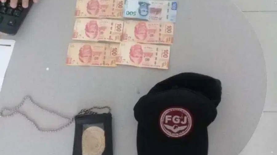 Sujetos se hacían pasar por elementos de la FGJEM para delinquir