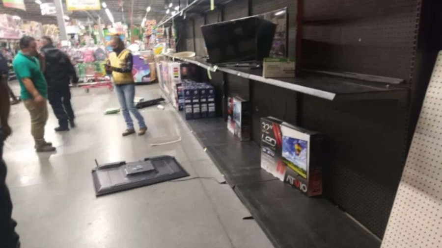 Rapiña en tienda comercial de Tepotzotlán
