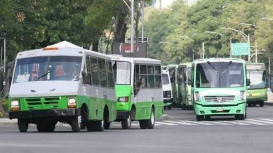 Choferes de transporte público tendrán seguridad social del IMSS