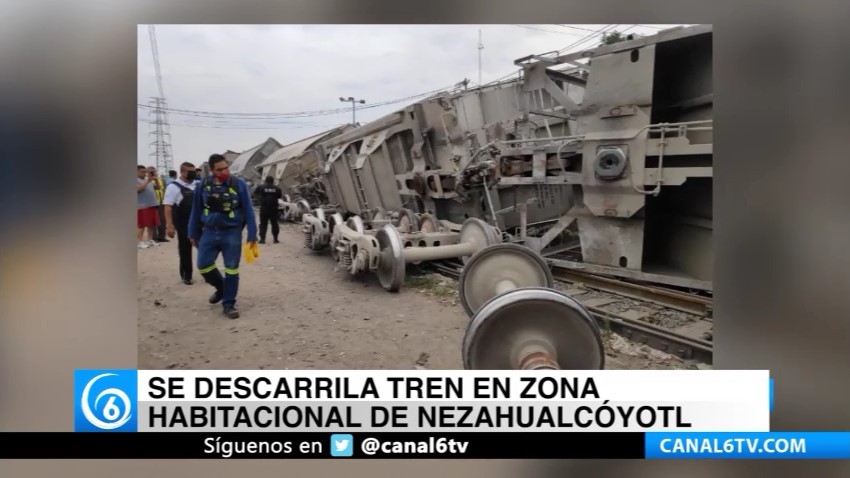 Se descarrila tren en zona habitacional de Nezahualcóyotl
