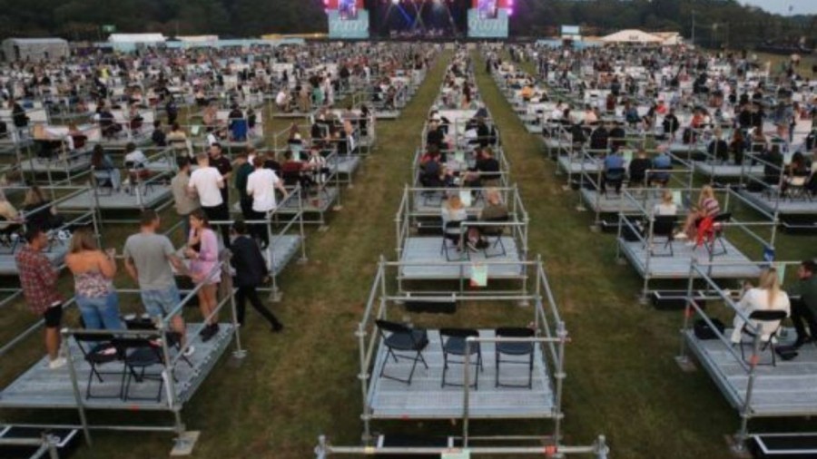 Realizan el primer concierto con distanciamiento social