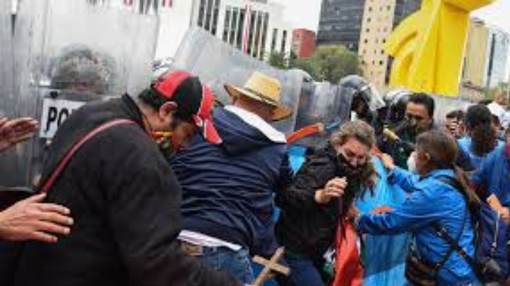 Opinión | Represión de AMLO y Sheimbaum para negar la manifestación de FRENA