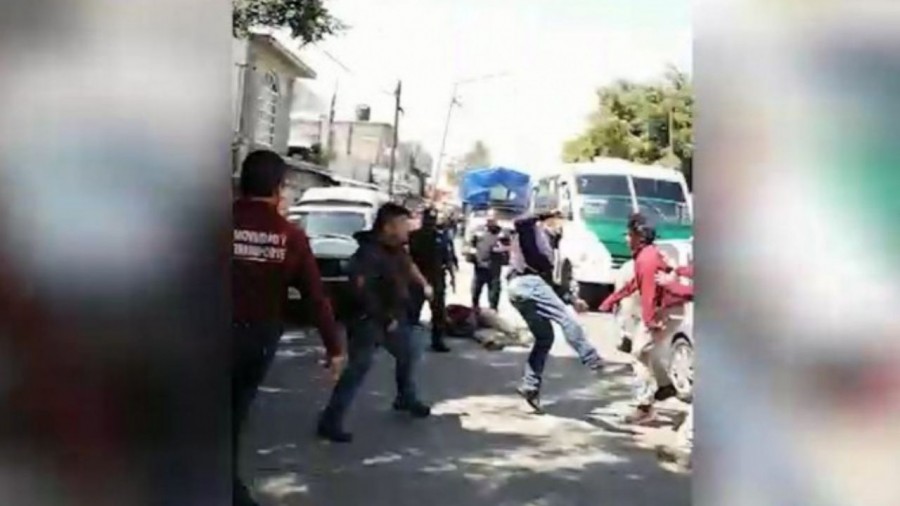 Dan golpiza a tres servidores públicos en Ecatepec