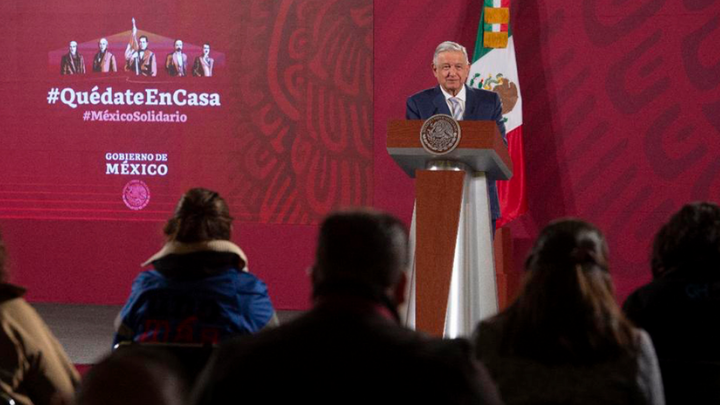 AMLO reta a FRENA y se burla de la oposición