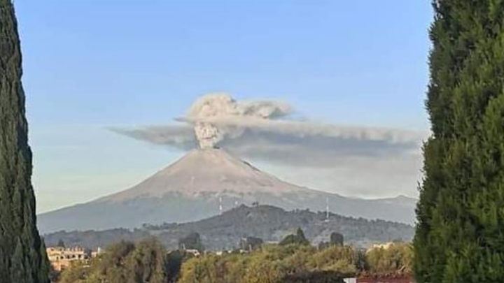 Alertan sobre caída de ceniza en tres alcaldías de la CDMX