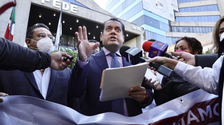 Diputados acusan a Muñoz Ledo de gastar 1.3 mdp en Facebook