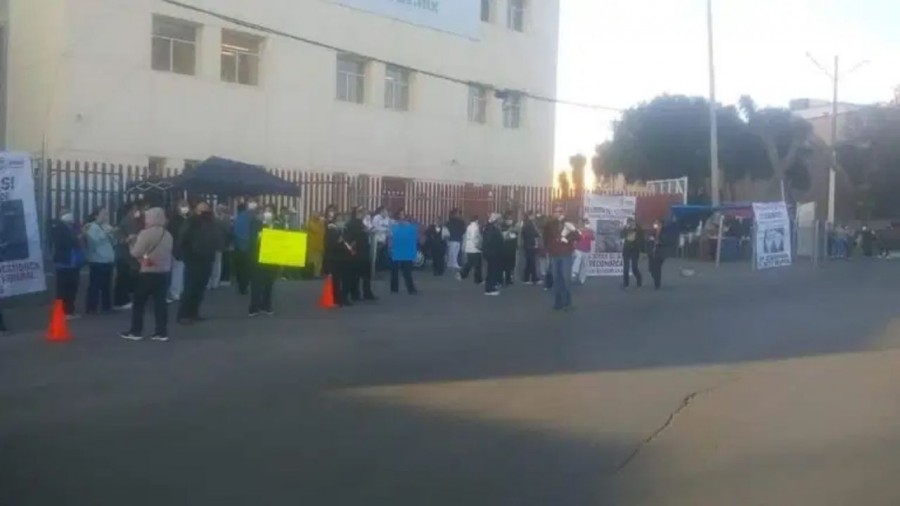 Acusan a directora del pediátrico La Villa de maltrato y piden su destitución