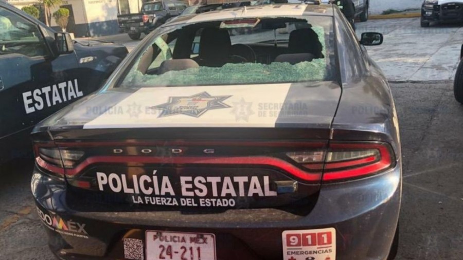 Trifulca entre policías y transportistas en Chiautla deja dos heridos