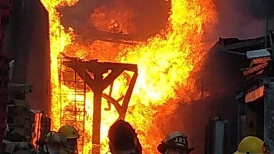 Incendio en una fábrica de velas en Cuautitlán Izcalli