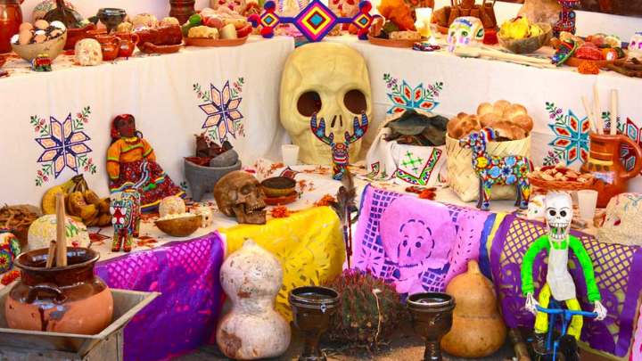 En Valle de Toluca, se reactiva economía por día de muertos
