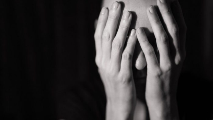 Rescatan a mujer que intentaba suicidarse en Nezahualcóyotl