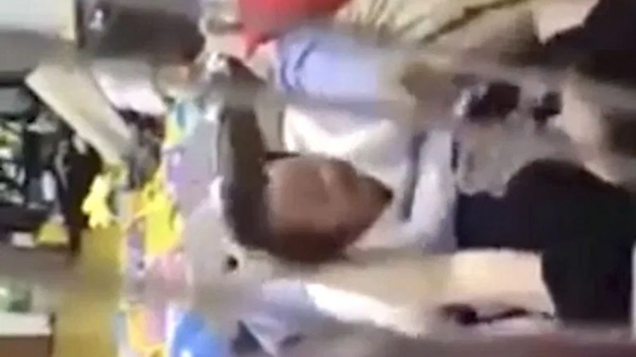 Bebé de 5 meses es brutalmente golpeado por su madre