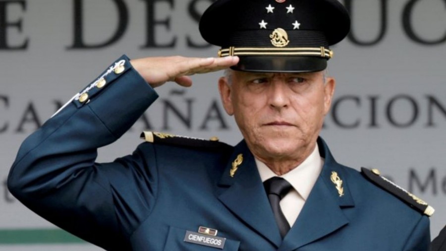 Salvador Cienfuegos llega a México tras retiro de cargos en EE. UU