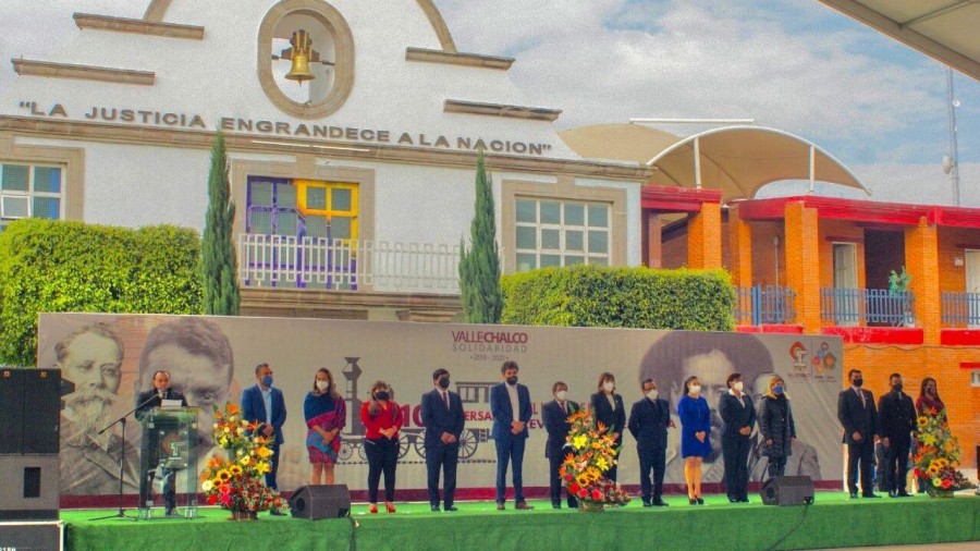 Gobierno de Valle de Chalco rinde homenaje por aniversario de la Revolución