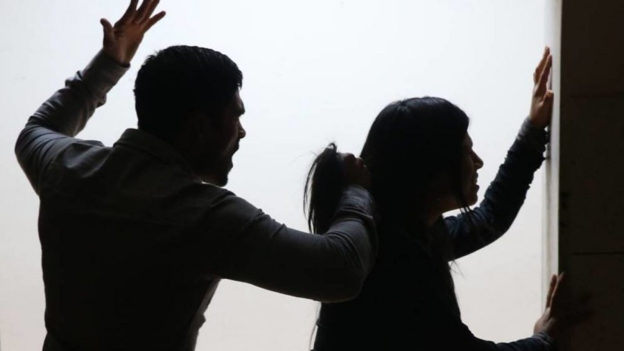 Joven es asesinada a golpes por su pareja en Toluca