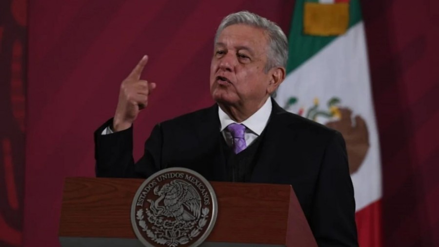 AMLO desmiente publicación de Bloomberg y lo acusa de poco ético