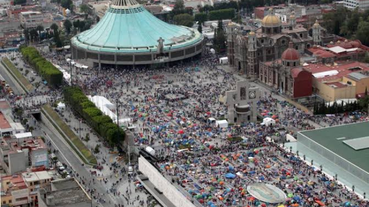 Para que no les cierren la Basílica, católicos van desde ahorita