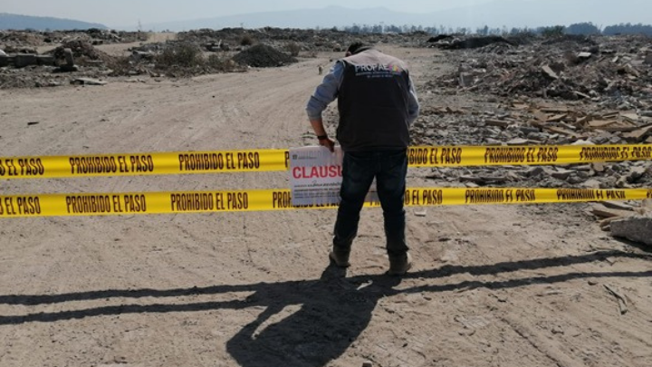 Cierran basurero clandestino en Valle de Chalco