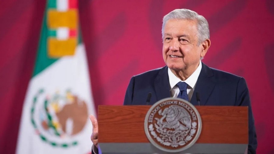 Presume AMLO inexplicable ahorro de más de 1.3 billones en compras y contratos