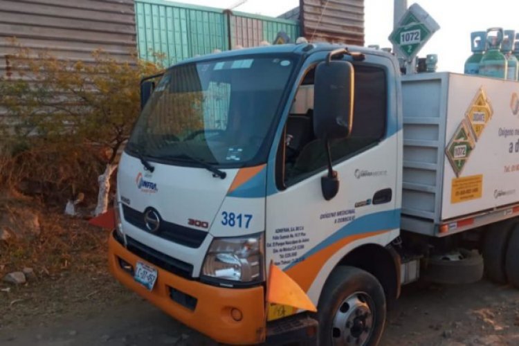 Localizan camión con tanques de oxígeno en Chalco