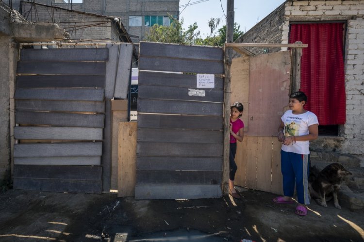 Cuelgan trapos blancos en todo el país y exigen un plan alimentario