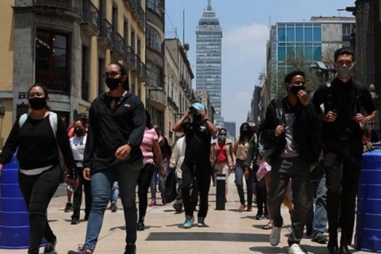 CDMX continúa en semáforo naranja; abren nuevas actividades