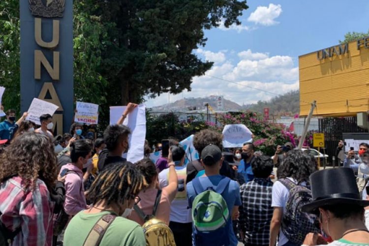 Estudiantes de FES Acatlán van en contra de levantamiento de paro