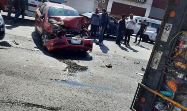 Registran carambola en vía Morelos, Ecatepec