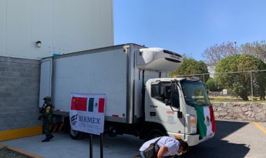 Dan banderazo de salida a primeras vacunas de CanSino envasadas en México