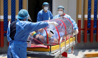 Pandemia de Covid-19 ha arrebatado la vida a casi 4 mil médicos: SISVER