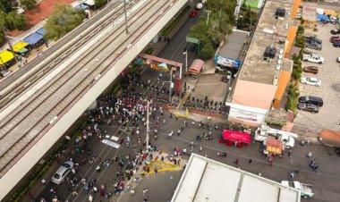 ¡No fue un accidente! exigen justicia por colapso en la línea 12 del metro