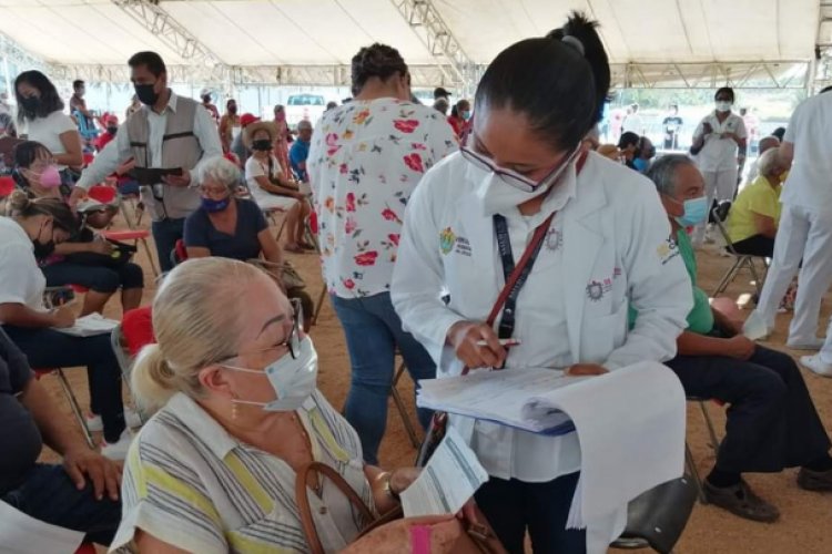 Este jueves llega segunda dosis para abuelitos de Villa de Allende y Amatepec