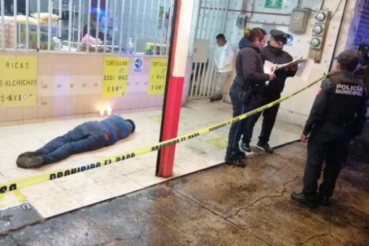 Hombre muere asfixiado por comerse un taco en Chalco