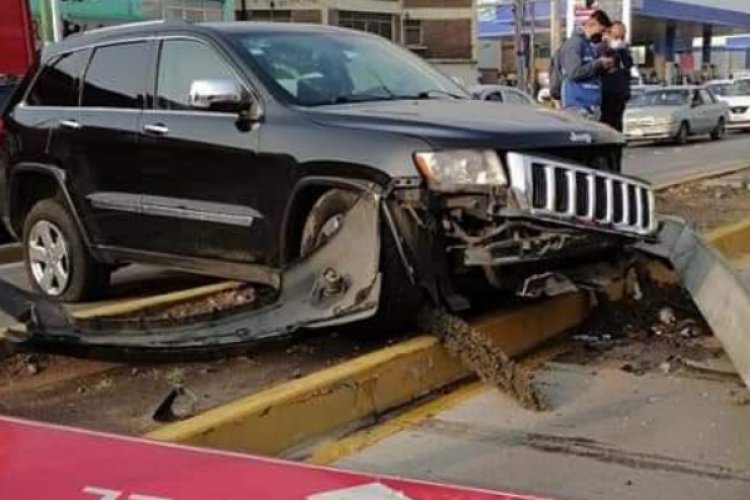 Por quedarse dormido, conductor choca su camioneta en la vía Morelos