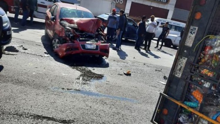 Registran carambola en vía Morelos, Ecatepec