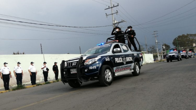 Cae banda que utilizaba grúas para robar autos en Ecatepec