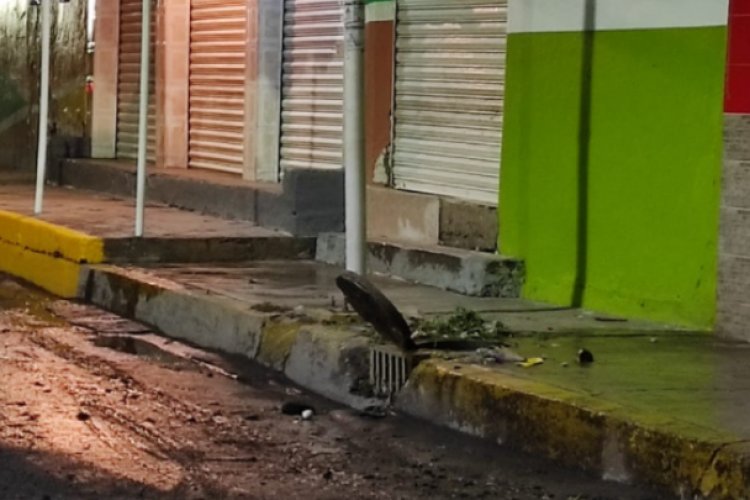 Hombre muere ahogado tras fuertes lluvias en Nezahualcóyotl