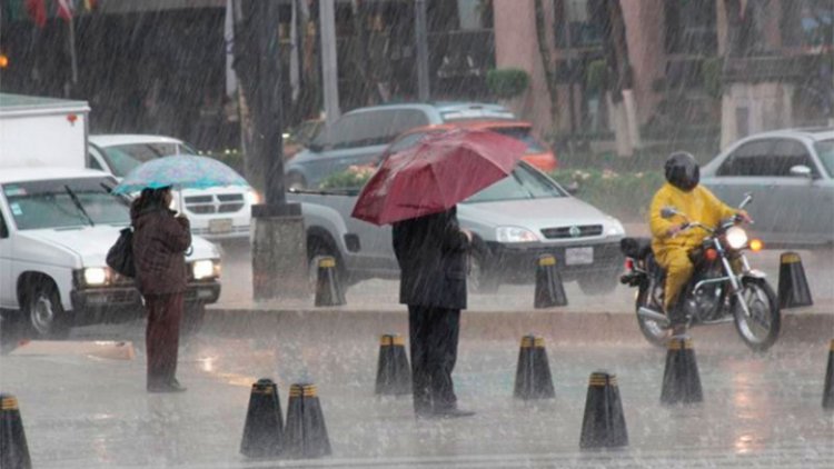 Prevén tarde lluviosa con granizada para el Valle de México