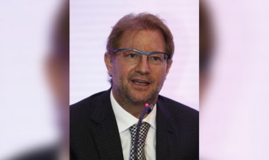 Andrés Roemer suma una cuarta orden de aprehensión: FGJ