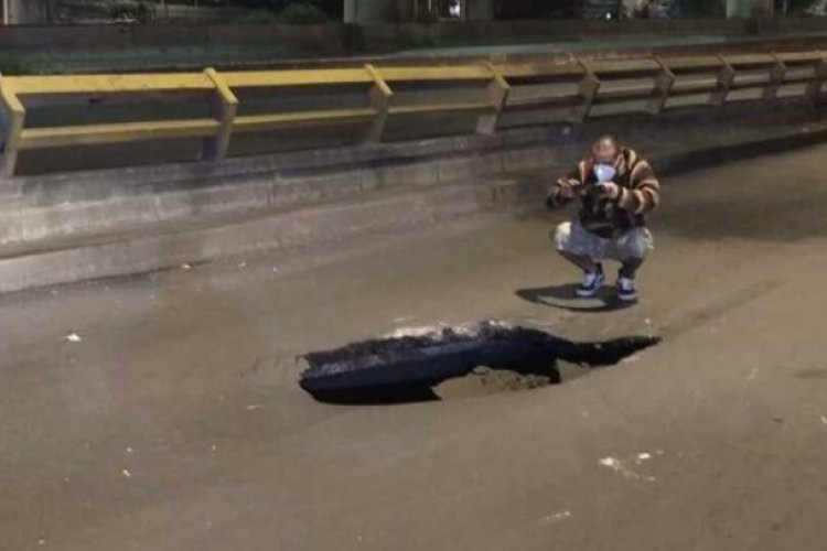 Continúa reparación de socavón en lateral de Periférico Sur