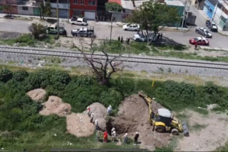 FGR clausura toma clandestina y asegura predio en Ecatepec