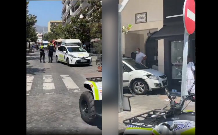 Video: conductor embiste a varios peatones en Marbella, España