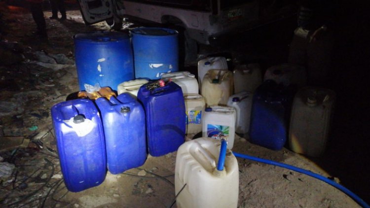 Encuentran toma clandestina de gasolina en la México-Pirámides