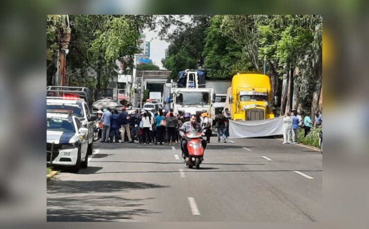 Bloquean familiares de pacientes con hemodiálisis periférico norte