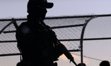 Civiles armados atacan a agente fronterizo de EU, desde Juárez