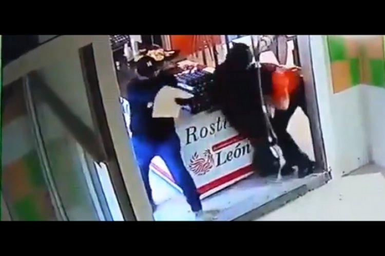 Video: así secuestraron a empleada de rosticería en Apaseo El Grande