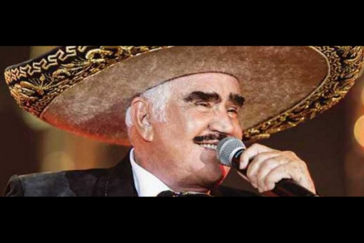 Vicente Fernández padece enfermedad degenerativa, confirma su hijo